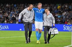 开云体育app-包含那不勒斯全队备战关键战役，信心十足的词条