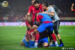 开云体育官方网站-关于河南建业比分扳平，场内场外都精彩！的信息