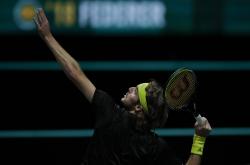 开云体育直播-英国网球队轻取欧洲网球队，西西帕斯打破历史纪录的简单介绍