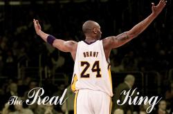 开云体育官网-年度焦点之战之夜，萨拉赫成为全场焦点