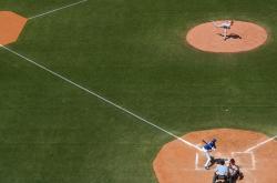 开云体育官网-里程碑之夜，杰伦格林闪耀全场，快船轻取深圳队