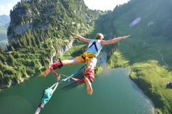 开云体育中国官网-从美加墨世界杯到浙江队篮网，体育跨界焦点战的启示