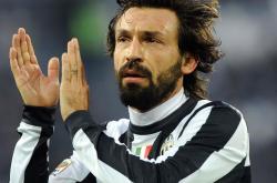 开云体育中国官网-赛道与绿茵的奇妙交响，基耶萨在F1揭幕战之夜的攻防统治