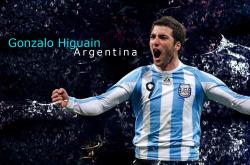 开云体育官方网站-当北欧神话遇上巴斯克雄狮，伊布欧冠封神夜与皇家社会的争冠启示