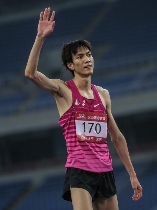 新西兰田径选手被誉为新生代偶像 新西兰田径选手被誉为新生代偶像