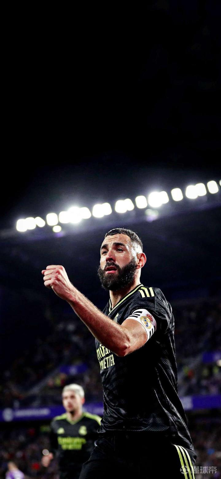 关于拜仁险胜利物浦,本泽马高光表现的信息 关于拜仁险胜利物浦,本泽马高光表现的信息