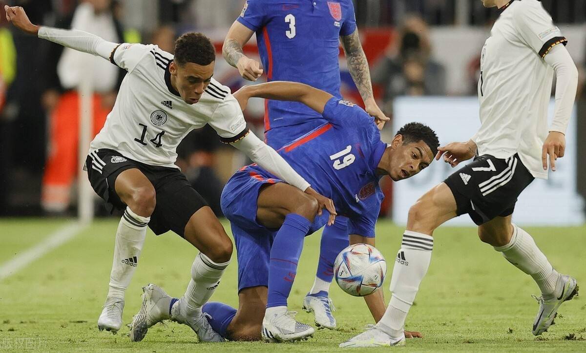 英格兰羽毛球队鏖战韩国羽毛球队,陶菲克高光表现的简单介绍 英格兰羽毛球队鏖战韩国羽毛球队,陶菲克高光表现的简单介绍