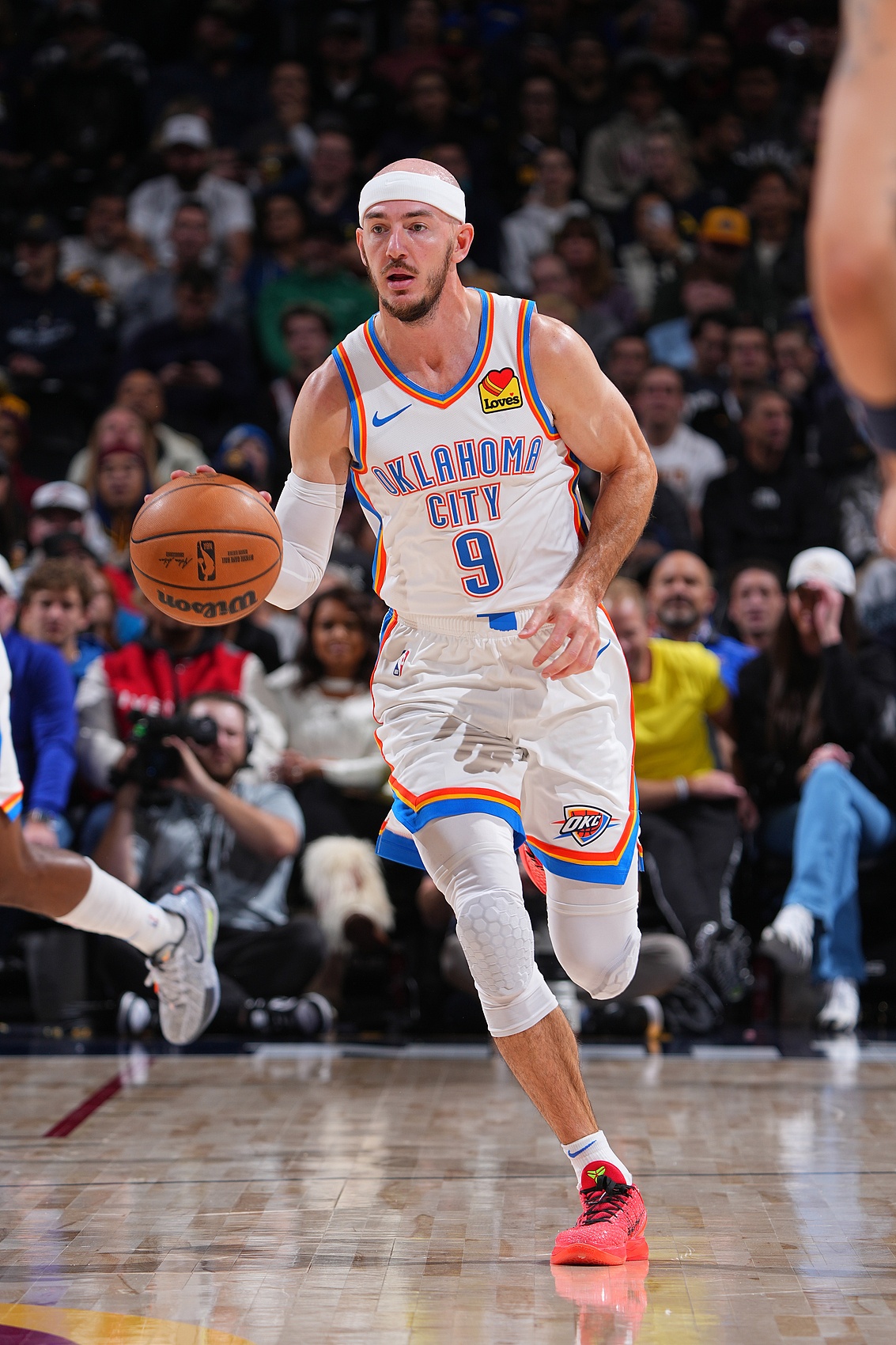 魔术轻取热火B队，卡鲁索惊艳世界的简单介绍