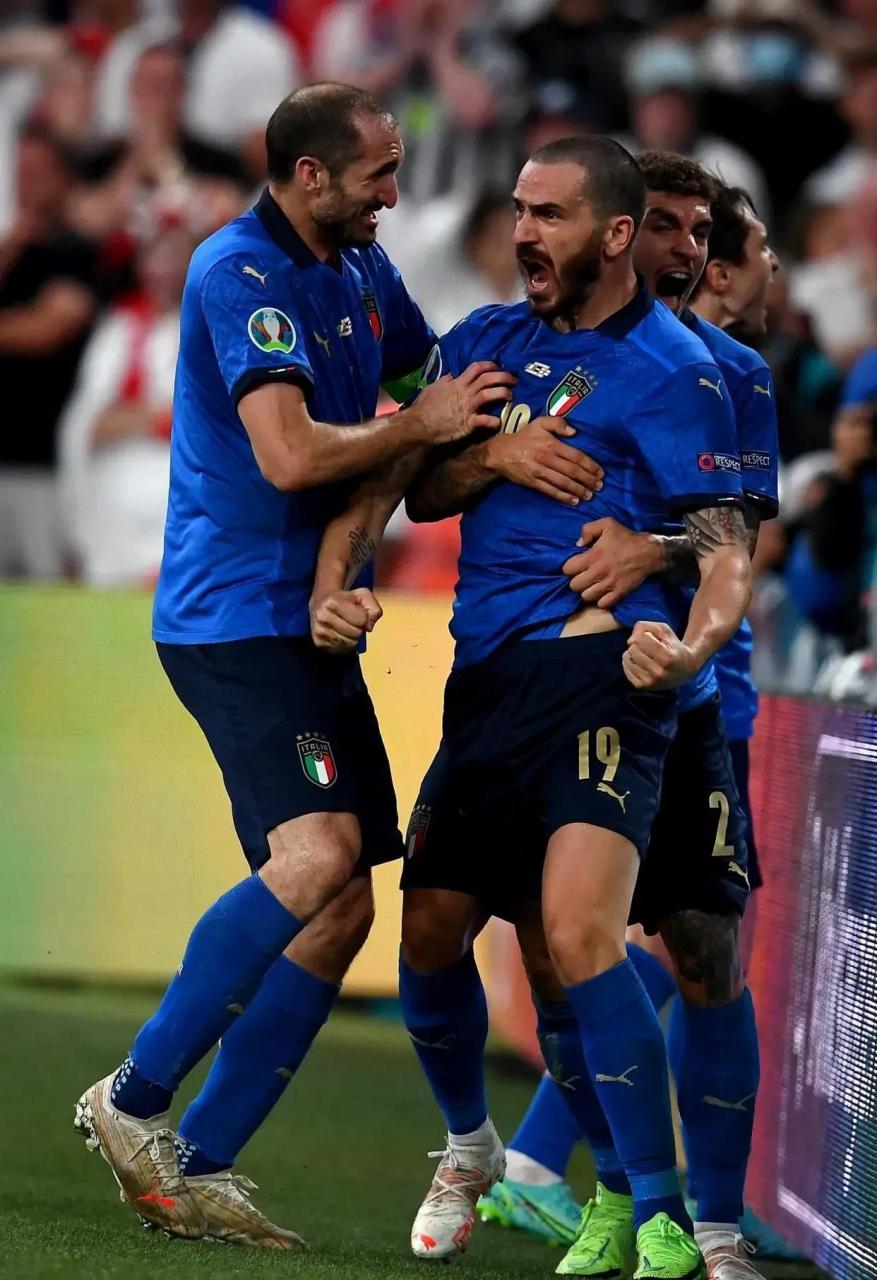 英格兰羽毛球队鏖战泰国羽毛球队,戴资颖关键制胜的简单介绍 英格兰羽毛球队鏖战泰国羽毛球队,戴资颖关键制胜的简单介绍