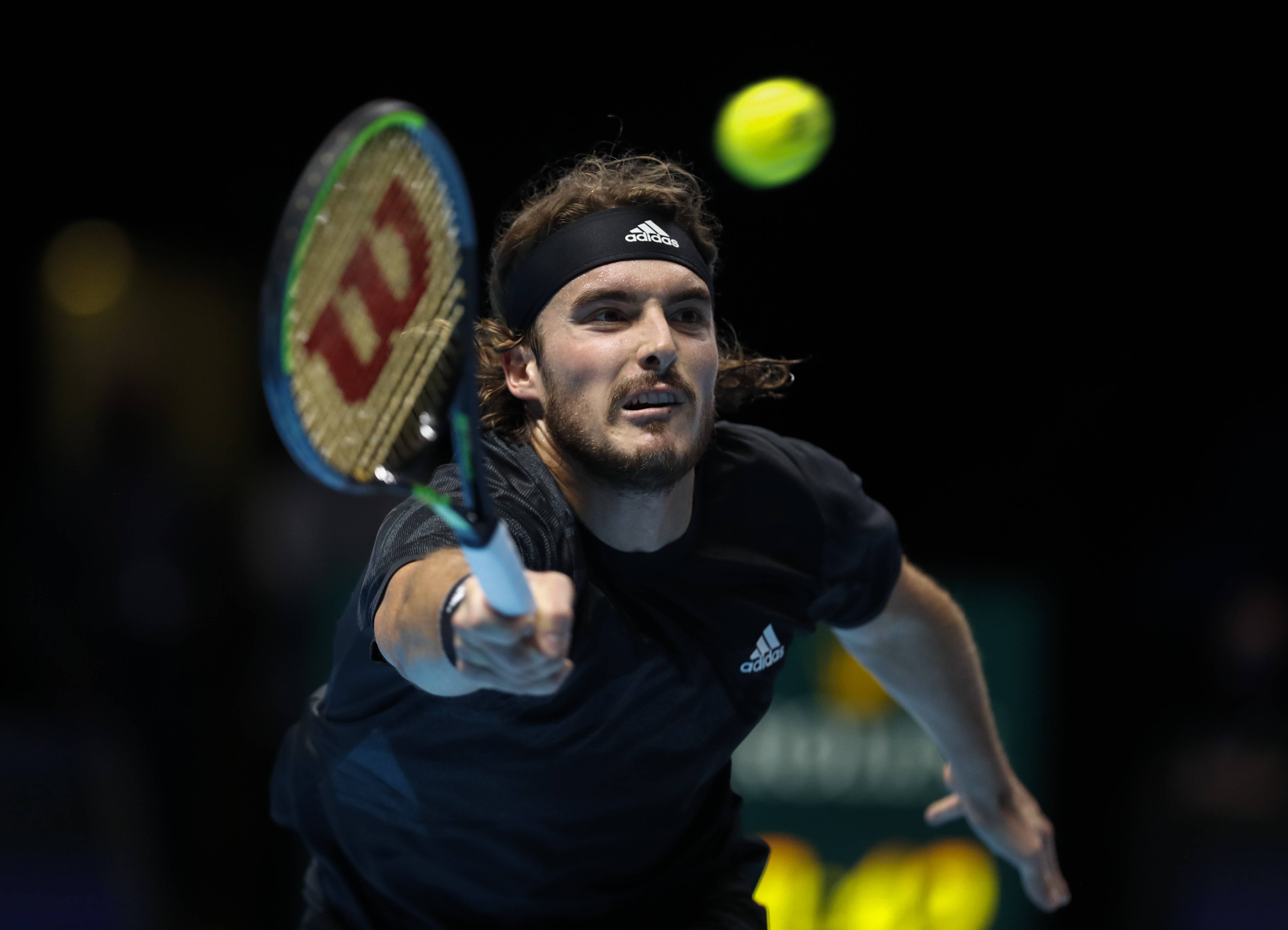 日本网球队力克法国网球队，西西帕斯惊艳世界的简单介绍