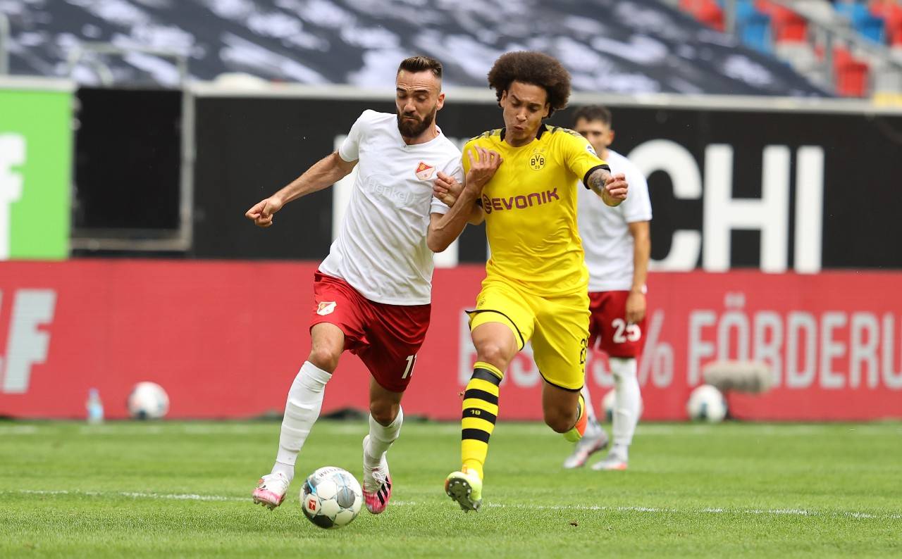 美国鏖战曼城，阿什拉夫高光表现的简单介绍