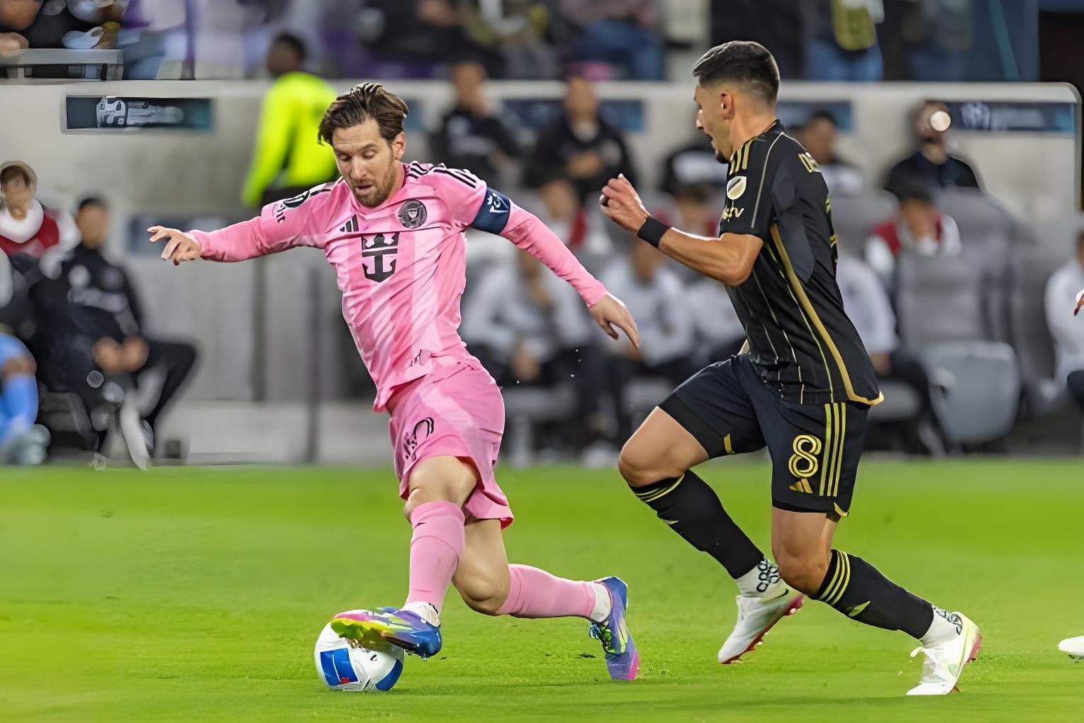 关于马德萨戈球员攻破对手球门夺冠的信息