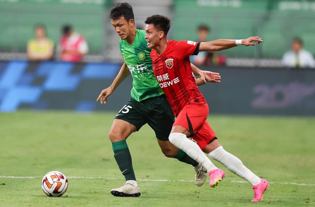 北京国安逼平上海上港