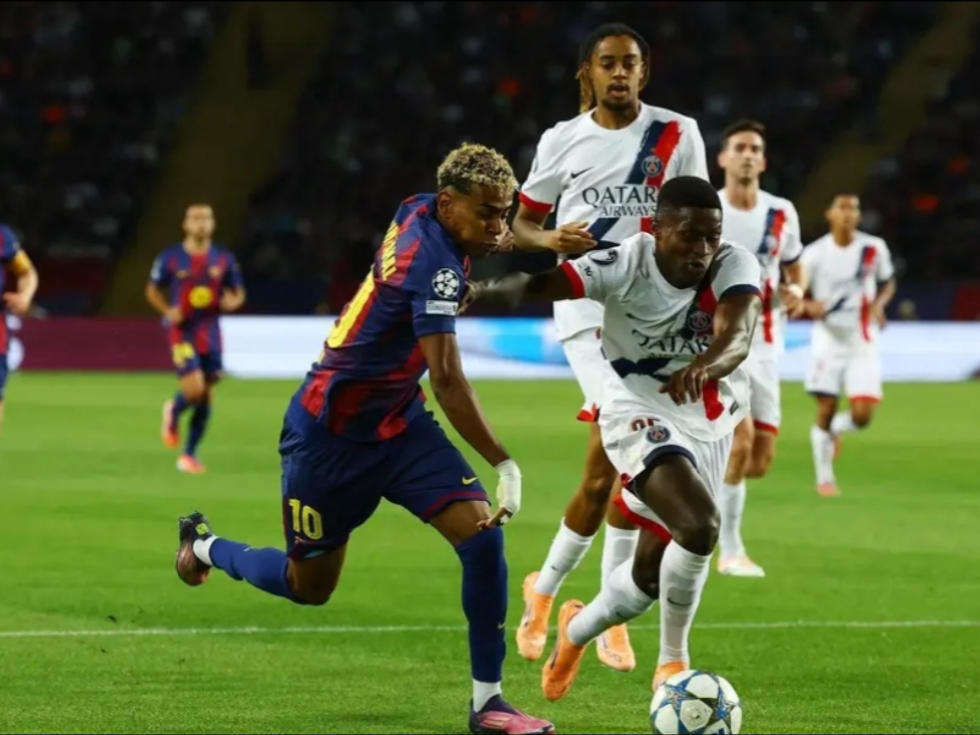 关于巴塞罗那客场逆转挺进决赛的信息