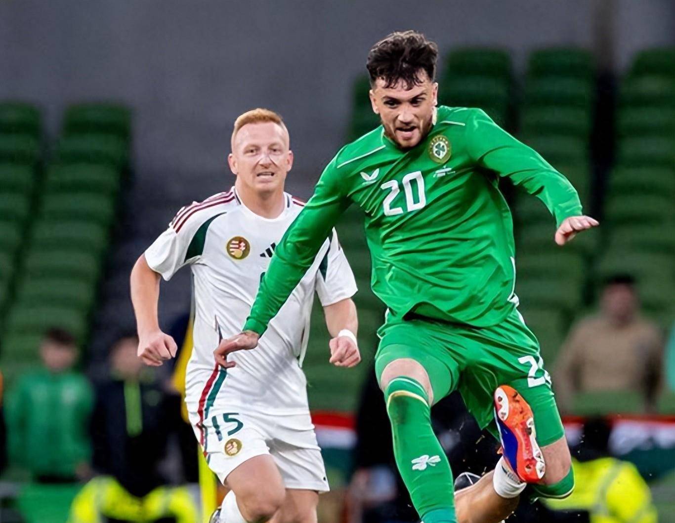 爱尔兰队在欧洲预选赛中一路领先