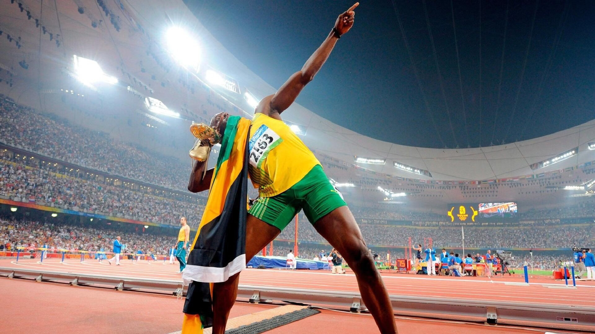 步行者全面压制快船，拉文里程碑之夜闪耀全场