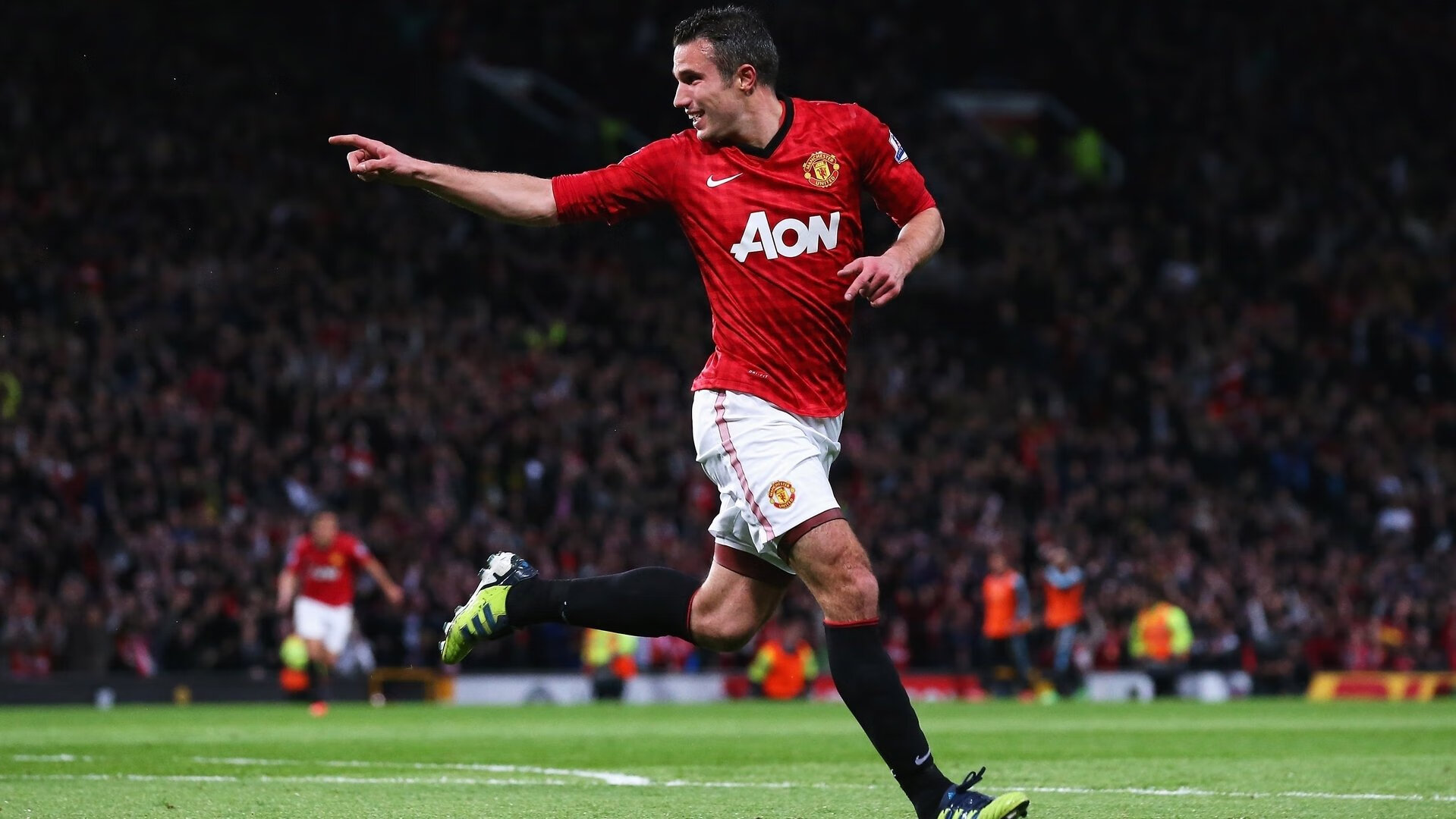 德甲争冠战之夜,杜兰特关键进球定乾坤