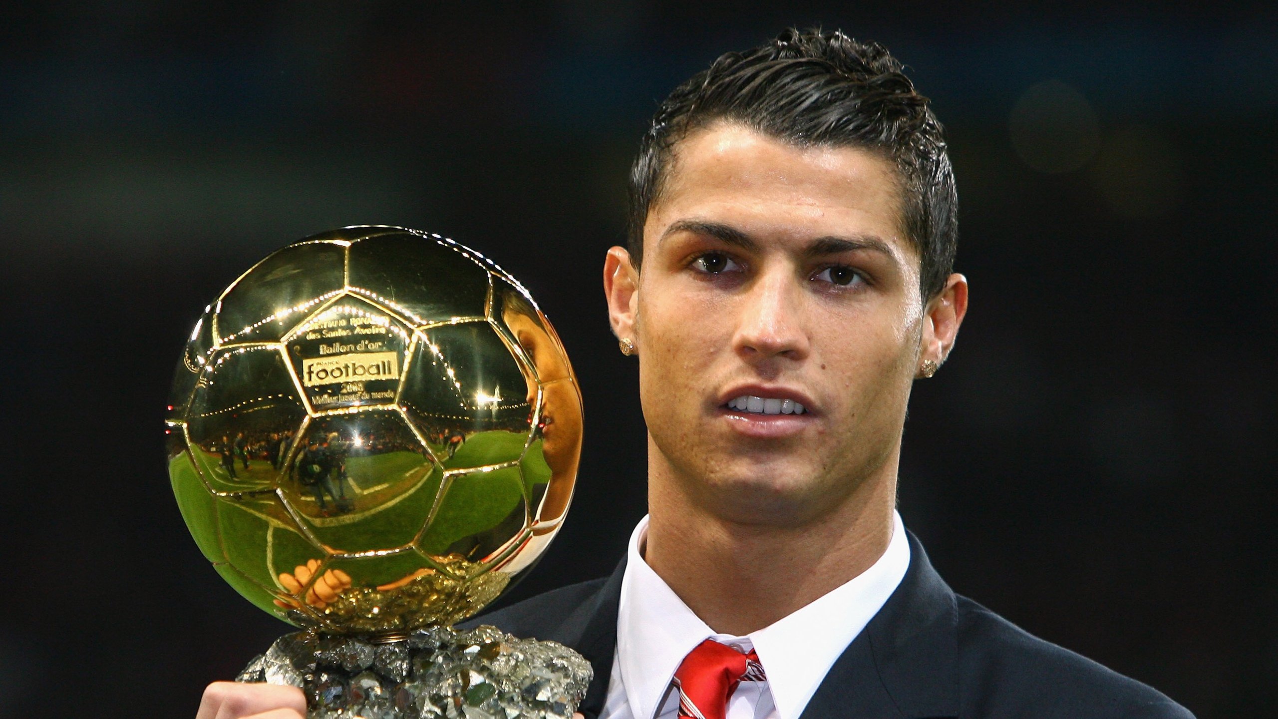 福登状态火热助葡萄牙横扫马德里竞技，新一代巨星如何改写欧洲足坛格局？